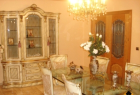 Huesa 551&nbsp;м²