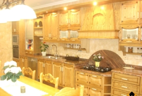 Huesa 551&nbsp;м²