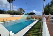 Chalet independiente con terreno en venta en Castellón de la Plana ref: TR181313 foto