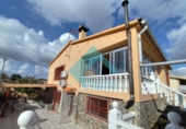 Chalet independiente con terreno en venta en Castellón de la Plana ref: TR181313 foto