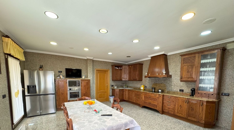 Toledo - Toledo - 3400m2