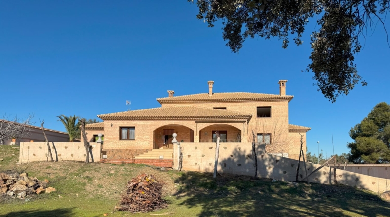 Toledo - Toledo - 3400m2