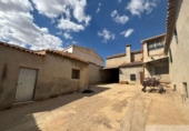 Chalet independiente con terreno en venta en Los Yébenes ref: TR344880 foto