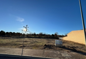 Layos 1487&nbsp;m² 