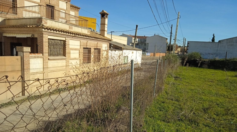 Толедо - Guadamur - 732m2