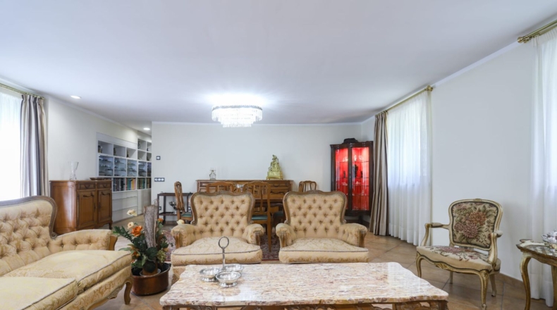 Lerida - Asnurri - 2158m2