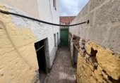 Дом с участком на продажу в городе La Aldea de San Nicolás. Фото