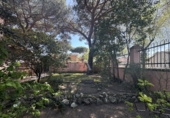 Chalet independiente con terreno en venta en Valladolid ref: TR232908 foto
