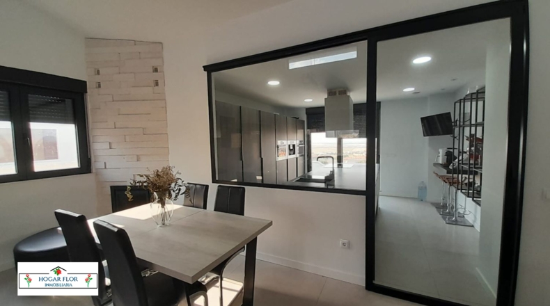 Salamanca - Carrascal de Barregas - 882m2