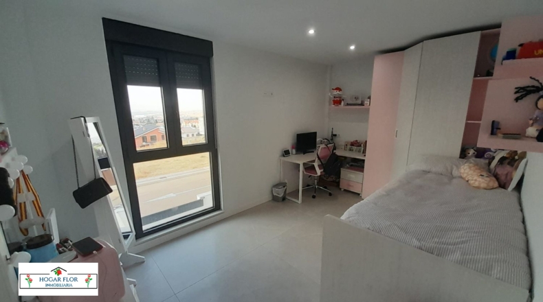 Salamanca - Carrascal de Barregas - 882m2