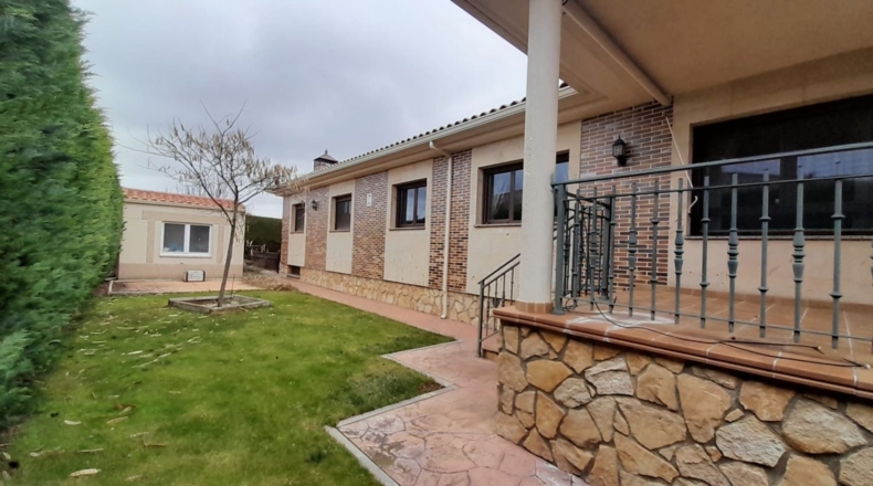 Salamanca - San Cristóbal de la Cuesta - 900m2