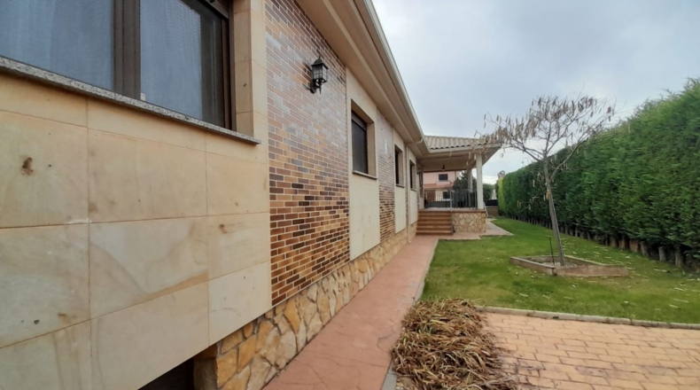 Salamanca - San Cristóbal de la Cuesta - 900m2