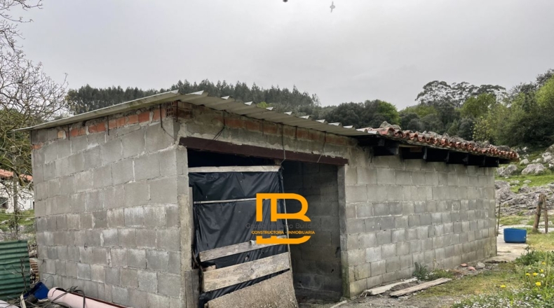 Cantabria - San Pantaleón de Aras - 17700m2
