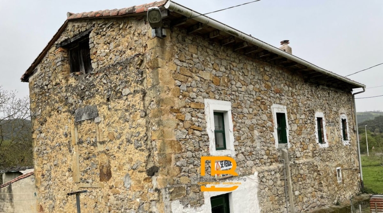 Cantabria - San Pantaleón de Aras - 17700m2