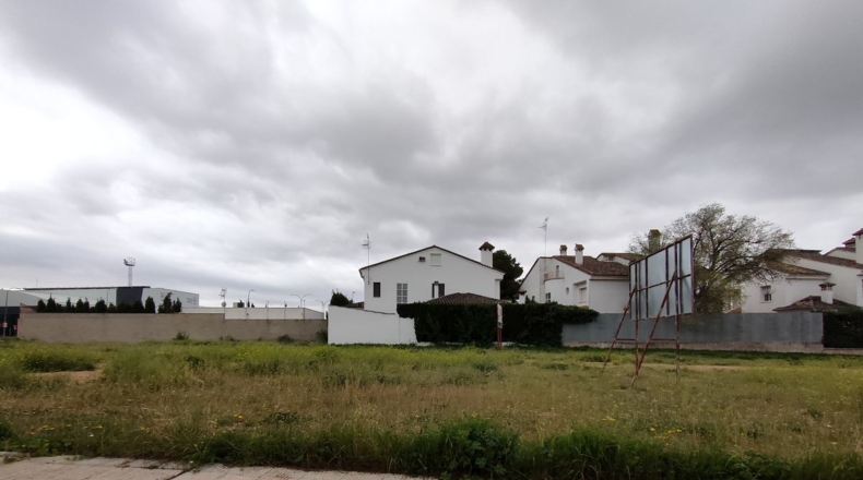 Ciudad Real - Valdepeñas - 759m2