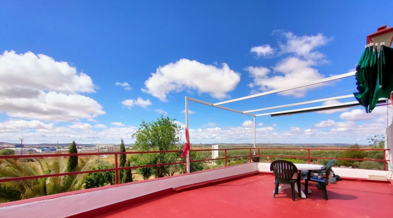 Ciudad Real - Valdepeñas - 10000m2