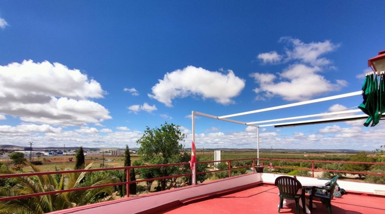 Ciudad Real - Valdepeñas - 10000m2