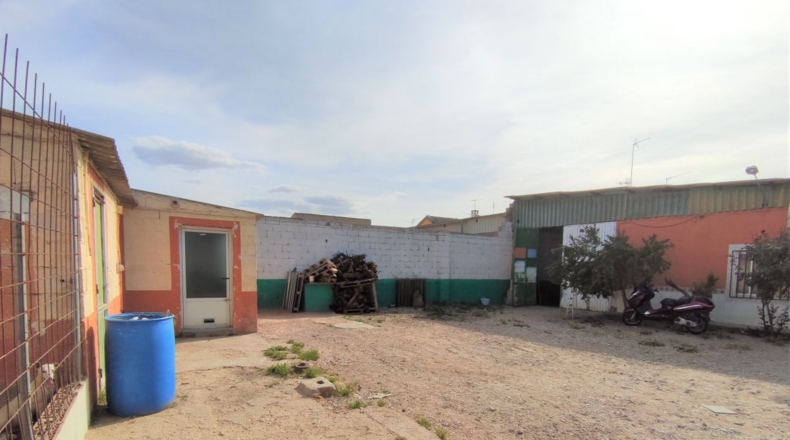 Ciudad Real - Valdepeñas - 619m2