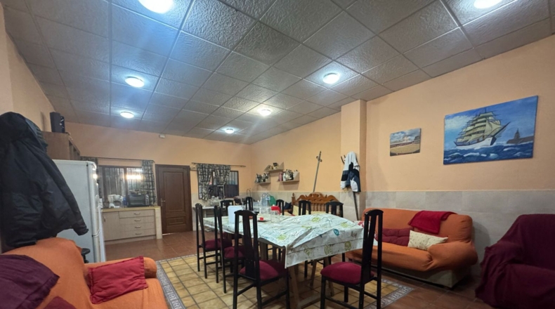 Ciudad Real - Valdepeñas - 159m2