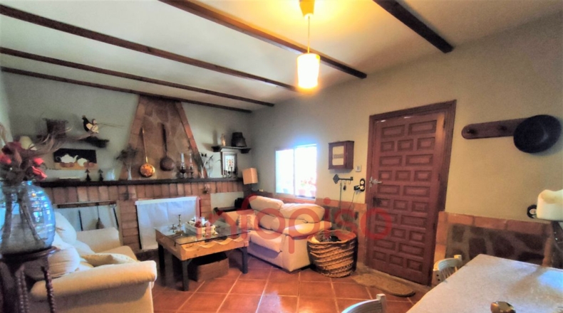 Ciudad Real - Valdepeñas - 9500m2