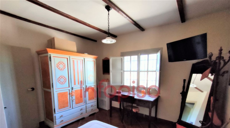 Ciudad Real - Valdepeñas - 9500m2