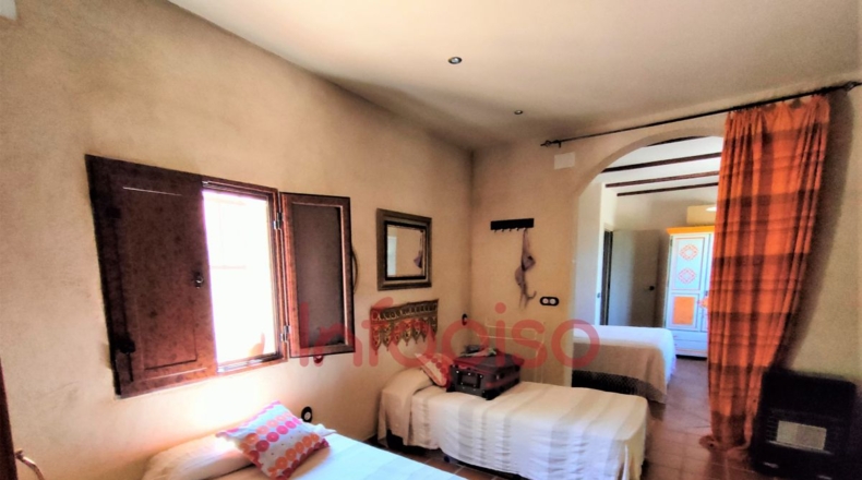 Ciudad Real - Valdepeñas - 9500m2