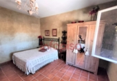 Casa de camp amb terreny en venda a Valdepeñas ref.: TR15760 foto