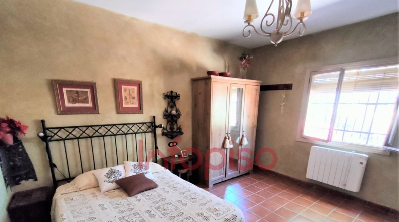 Ciudad Real - Valdepeñas - 9500m2