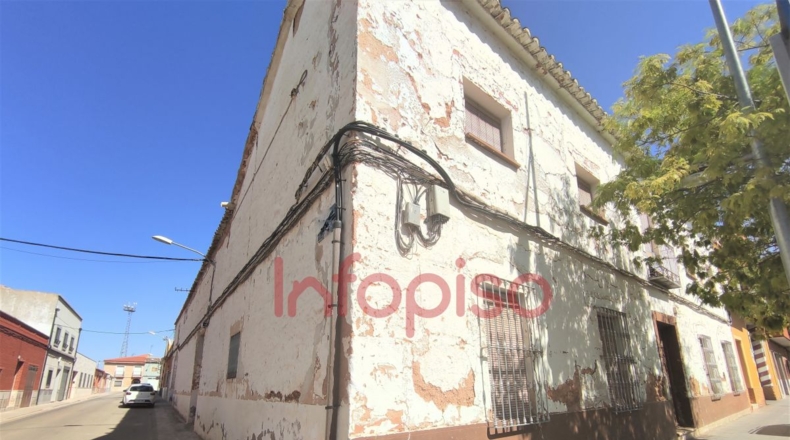 Ciudad Real - Valdepeñas - 514m2
