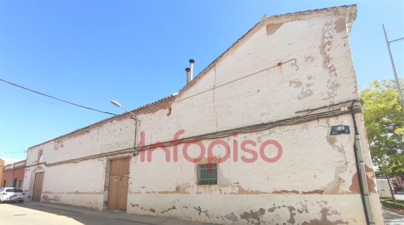Ciudad Real - Valdepeñas - 514m2