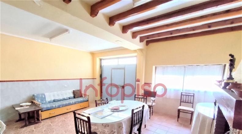 Ciudad Real - Valdepeñas - 250m2