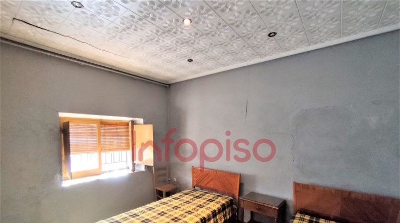 Ciudad Real - Valdepeñas - 250m2