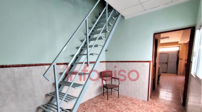 Ciudad Real - Valdepeñas - 250m2