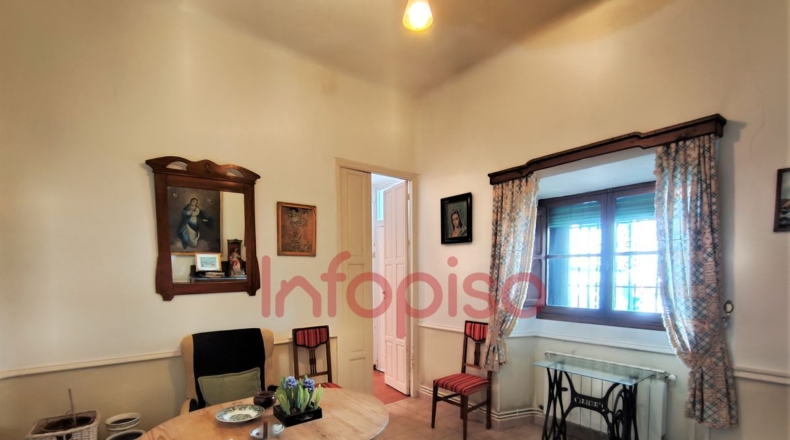 Ciudad Real - Valdepeñas - 410m2