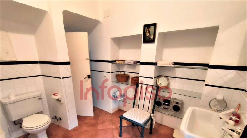 Ciudad Real - Valdepeñas - 410m2