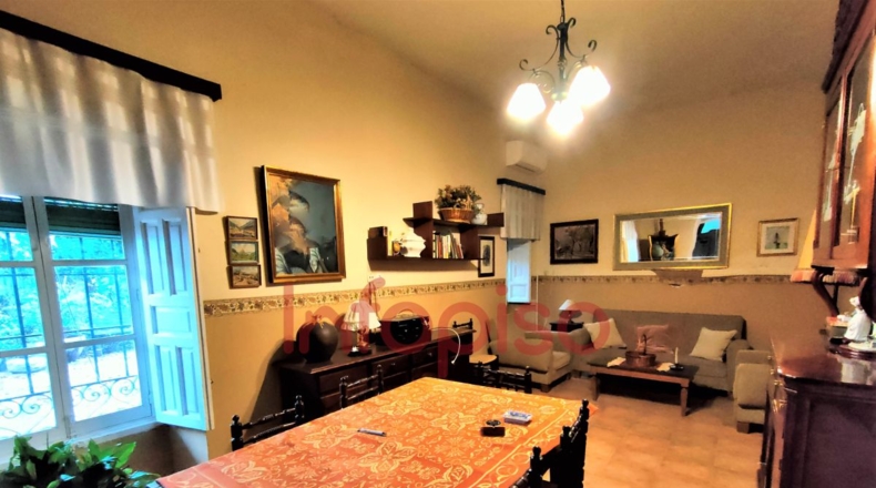 Ciudad Real - Valdepeñas - 410m2