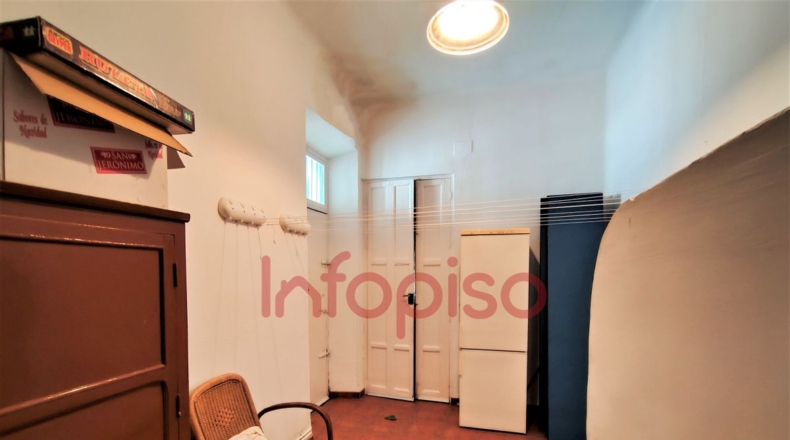 Ciudad Real - Valdepeñas - 410m2