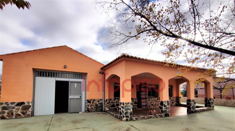 Ciudad Real - Valdepeñas - 5310m2