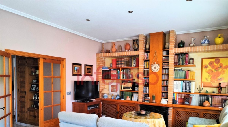 Ciudad Real - Valdepeñas - 1215m2
