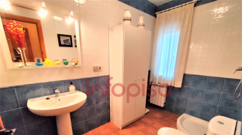 Ciudad Real - Valdepeñas - 1215m2