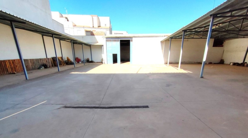Ciudad Real - Valdepeñas - 1103m2