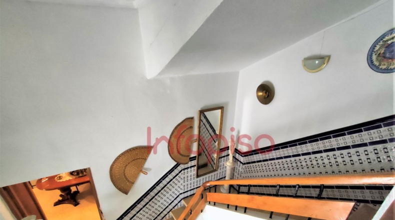 Ciudad Real - Valdepeñas - 211m2
