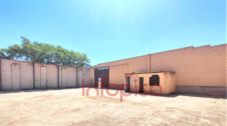 Ciudad Real - Вальдепеньяс - 1000m2