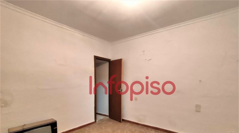 Ciudad Real - Valdepeñas - 242m2