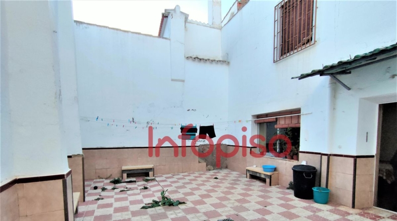 Ciudad Real - Valdepeñas - 242m2