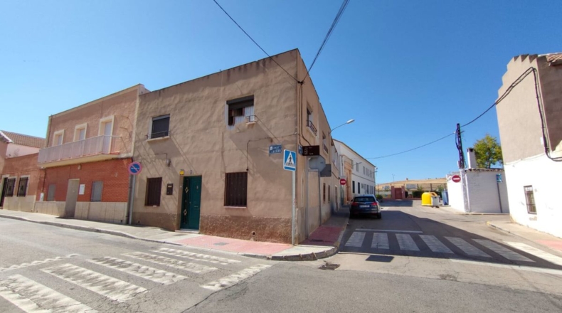 Ciudad Real - Valdepeñas - 244m2
