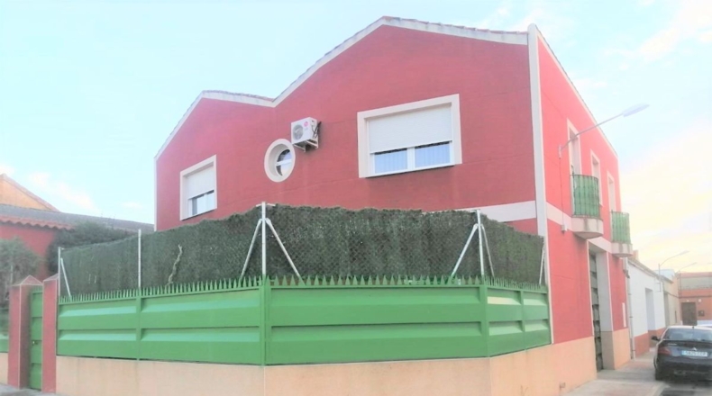 Ciudad Real - Valdepeñas - 220m2