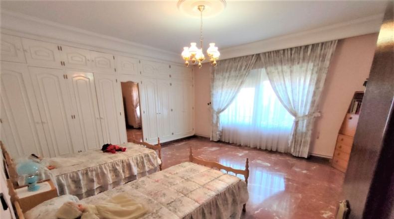 Ciudad Real - Valdepeñas - 215m2