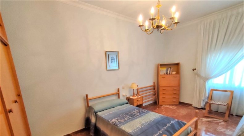 Ciudad Real - Valdepeñas - 215m2