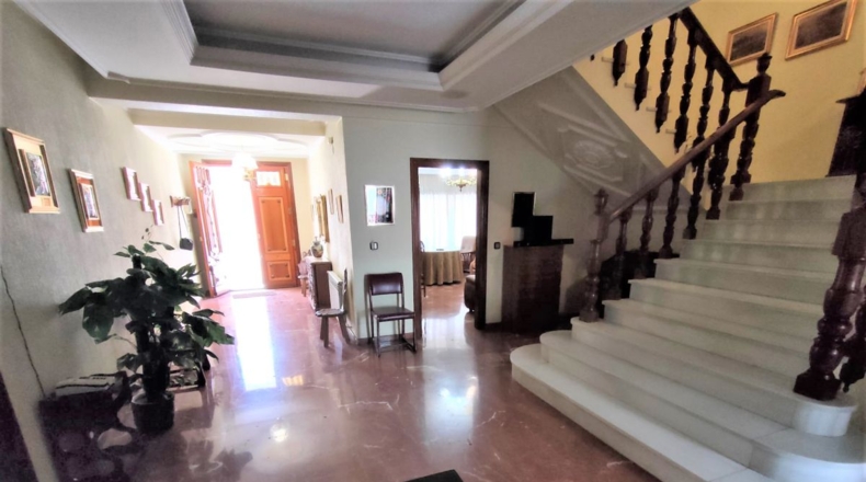 Ciudad Real - Valdepeñas - 215m2